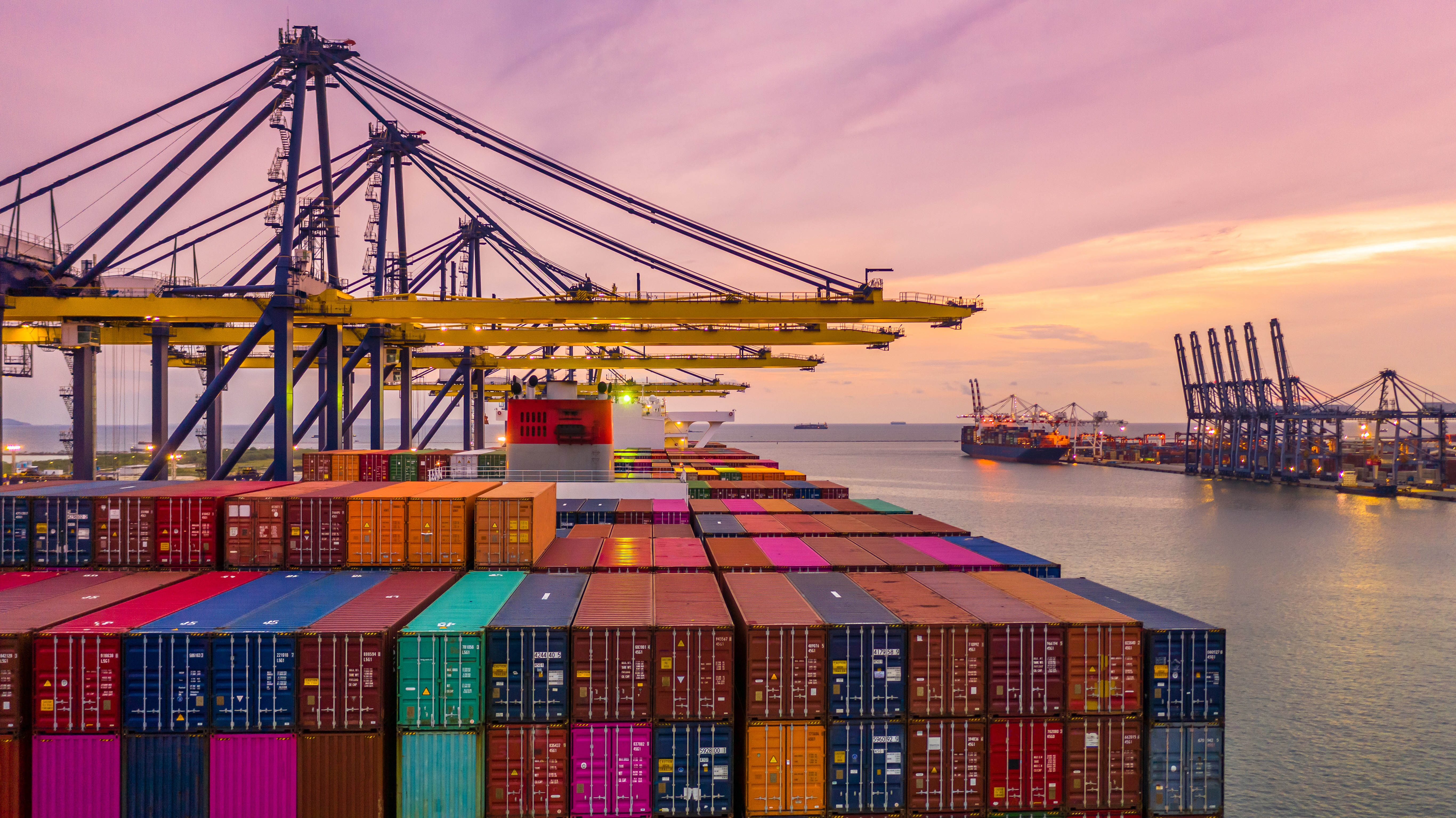 La evolución de la exportación internacional: del papeleo al cumplimiento inteligente